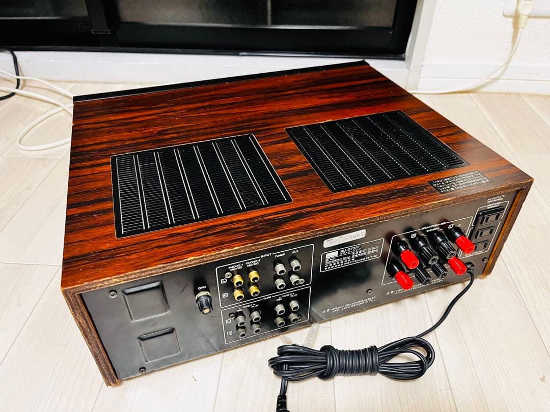 SANSUI AU-D707F プリメインアンプ￥108,000 1980年発売