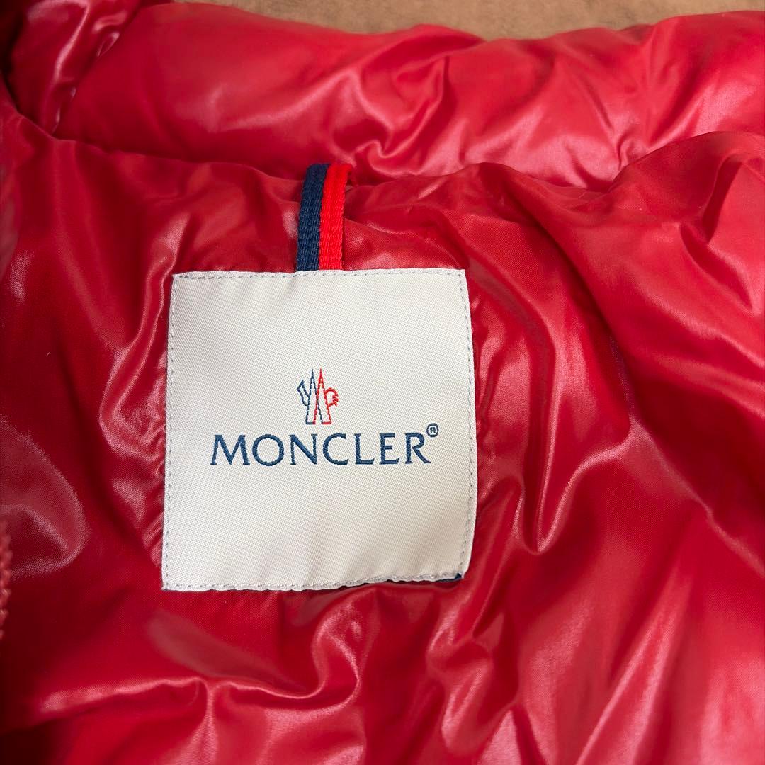 モンクレール　ダウンジャケット