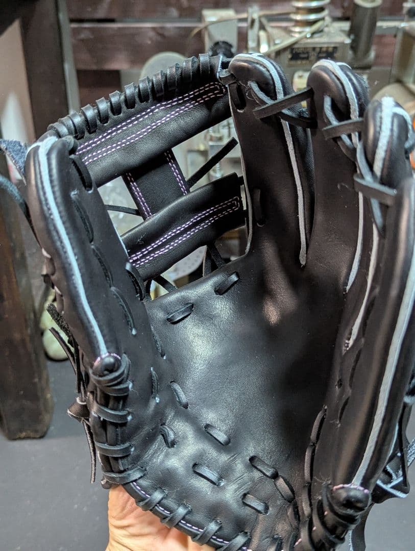 硬式野球用 黒レザーグローブ