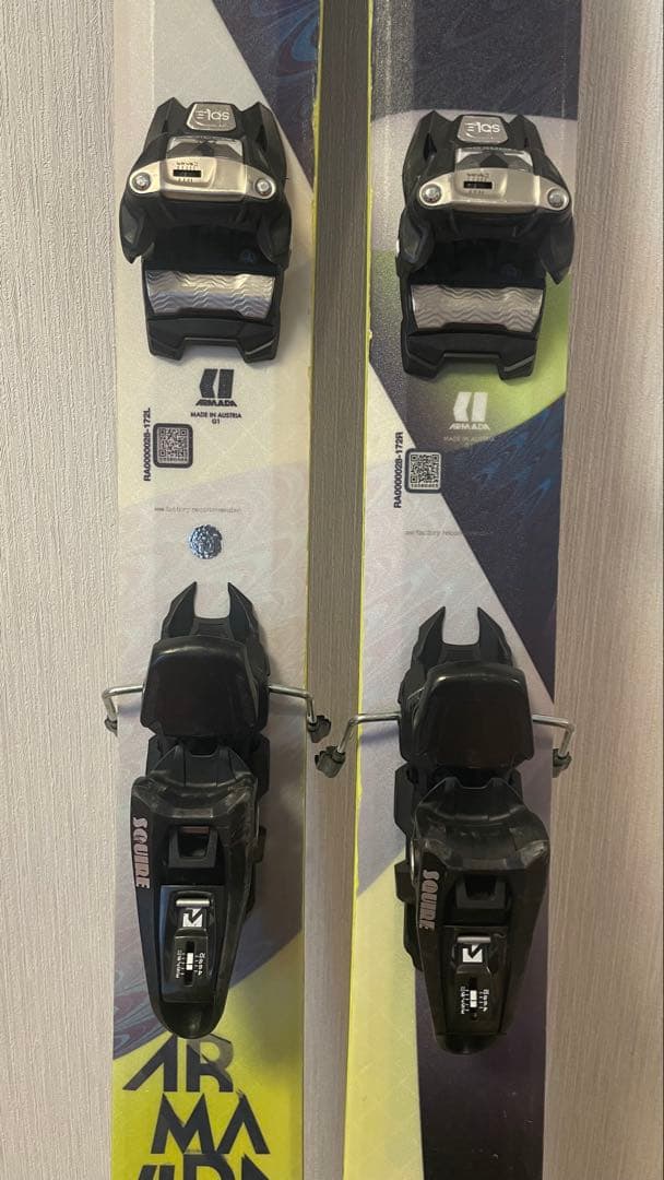 スキー板　レディース　アルマダ