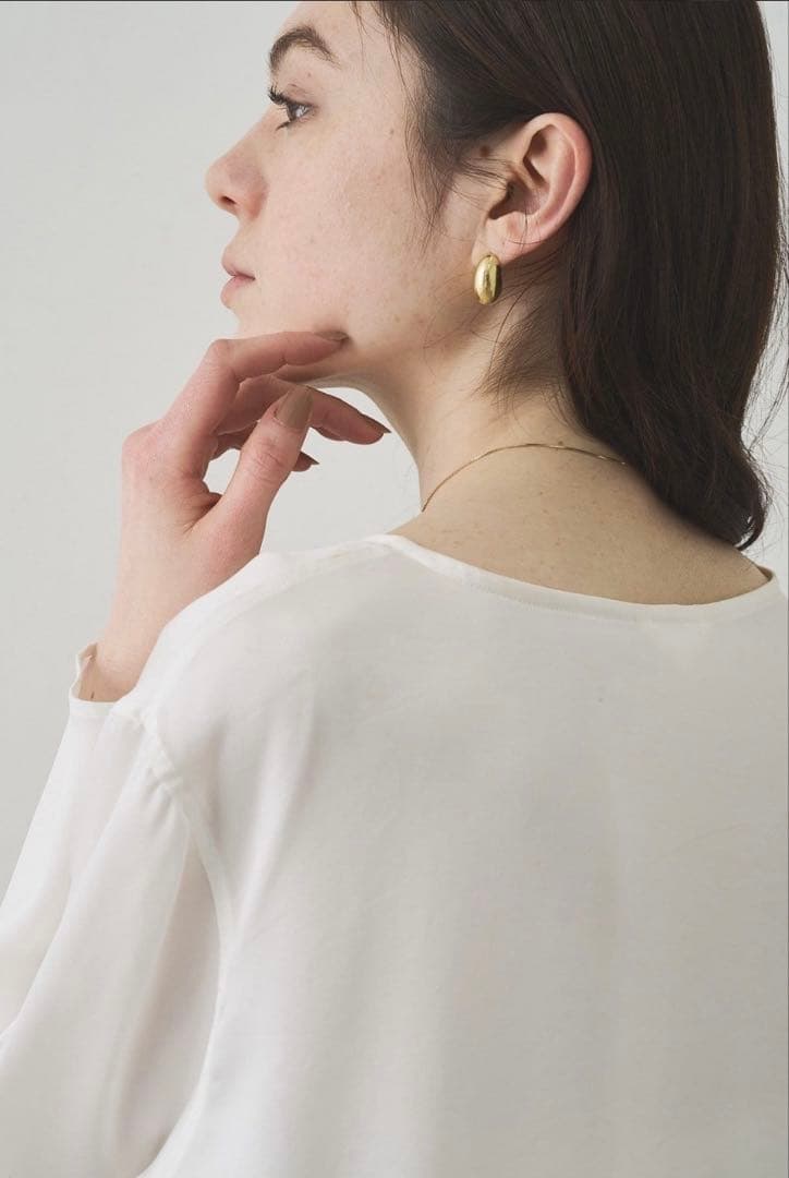 新品未使用タグ付きDrawing Numbersサテンボートブラウス 人気定番