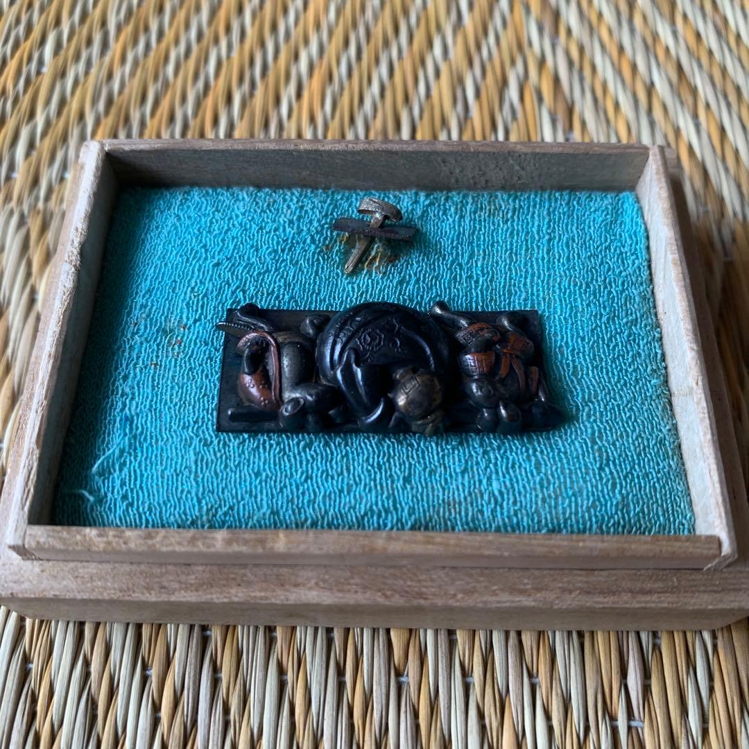 金工 目貫 前金具 赤銅 ネズミ 宝袋 未使用 木箱