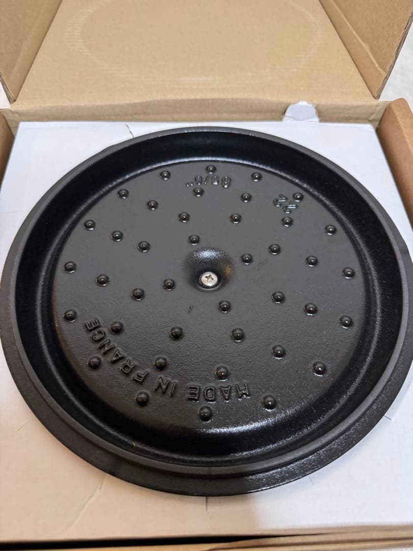 ピコ ココット ラウンド ブラック 22cm ストウブ