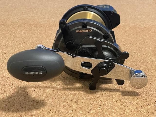 【中古品】 シマノ チタノス スピードマスター タナトル石鯛 GT4000