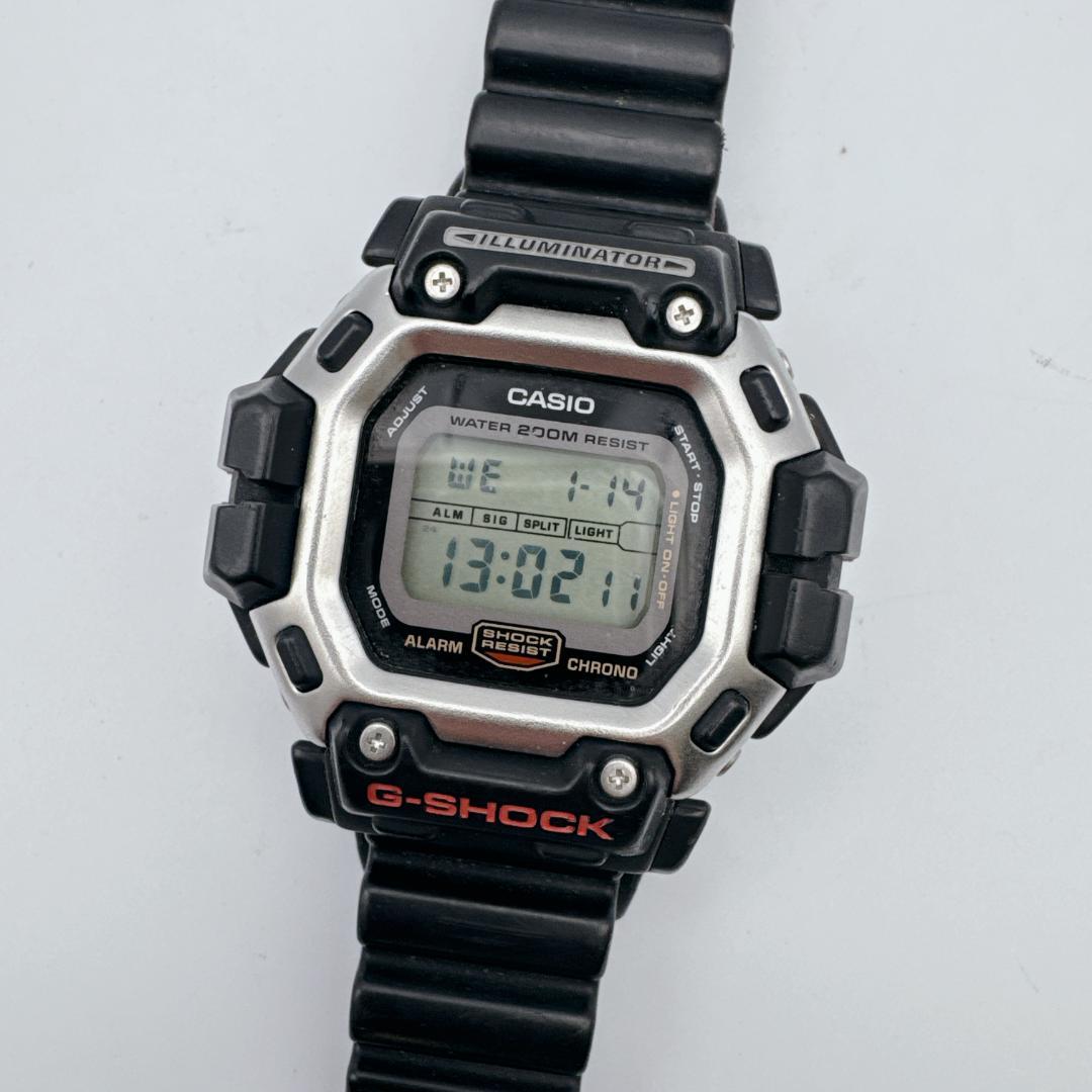 【極美品】 G-SHOCK DW-8300 通称 ガンダム ヴィンテージ