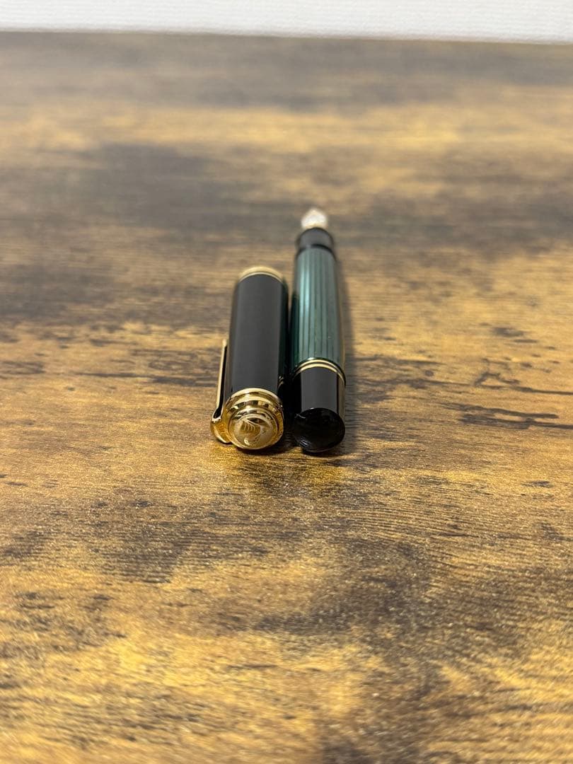 試筆のみ　M800 18c ゴールド　M ペリカン　万年筆　緑縞　バイカラー