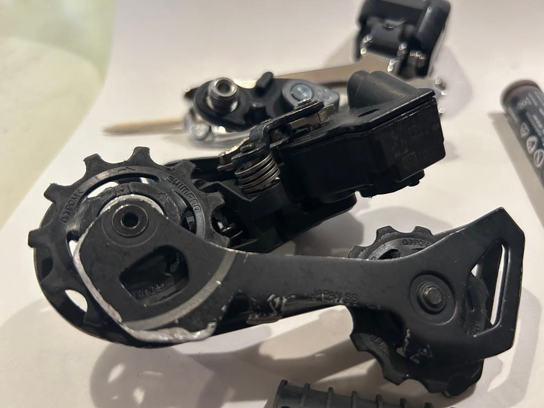 ULTEGRA di2 2×11 セット　ケーブル類付