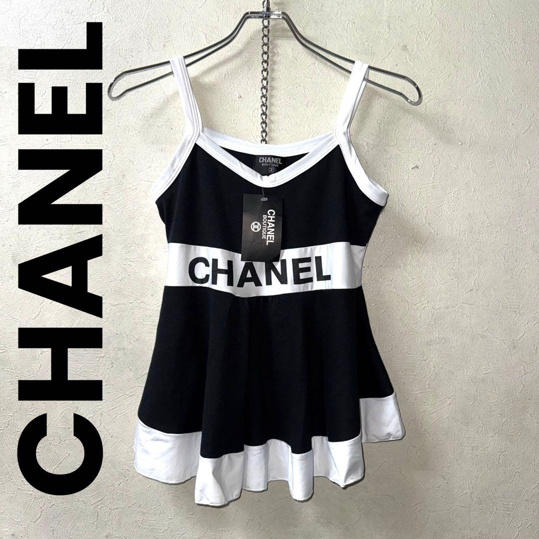 CHANEL ロゴ入りキャミソール