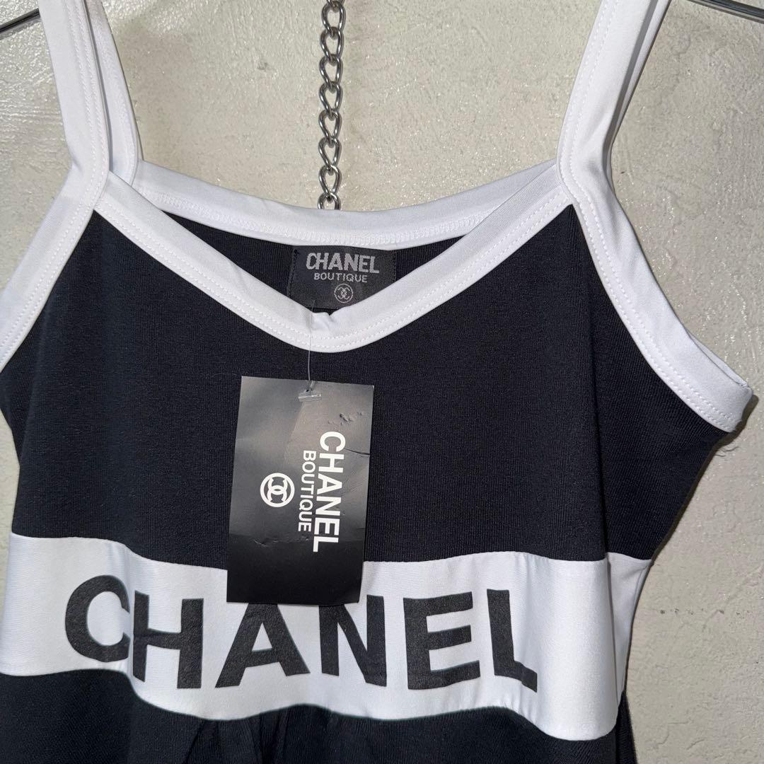 CHANEL ロゴ入りキャミソール