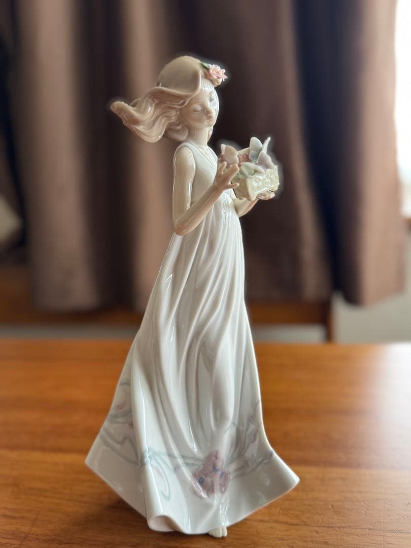 リヤドロ　LLADRO ・私の宝物　32cm