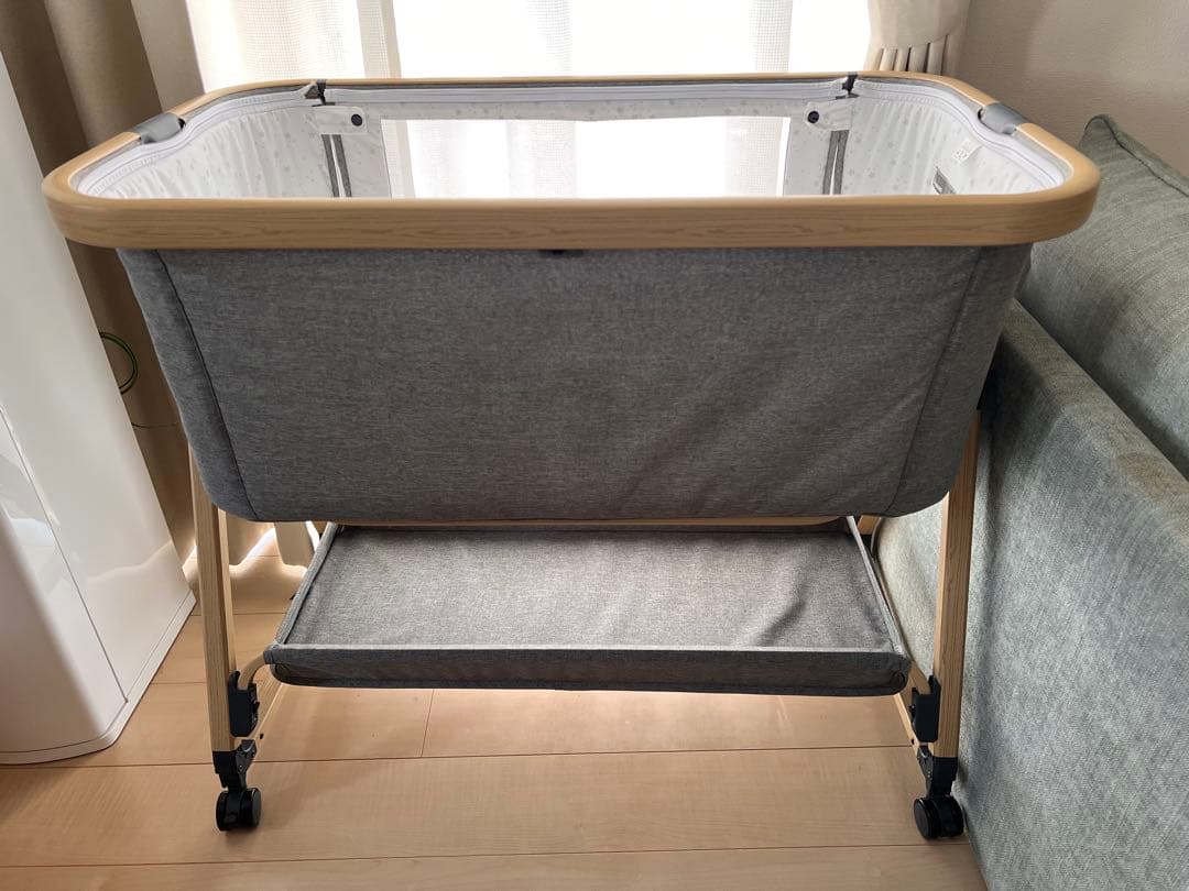 ベビーベッド　HZDMJ 蚊帳と固定ベルトは未使用　高さ調節可　折り畳み