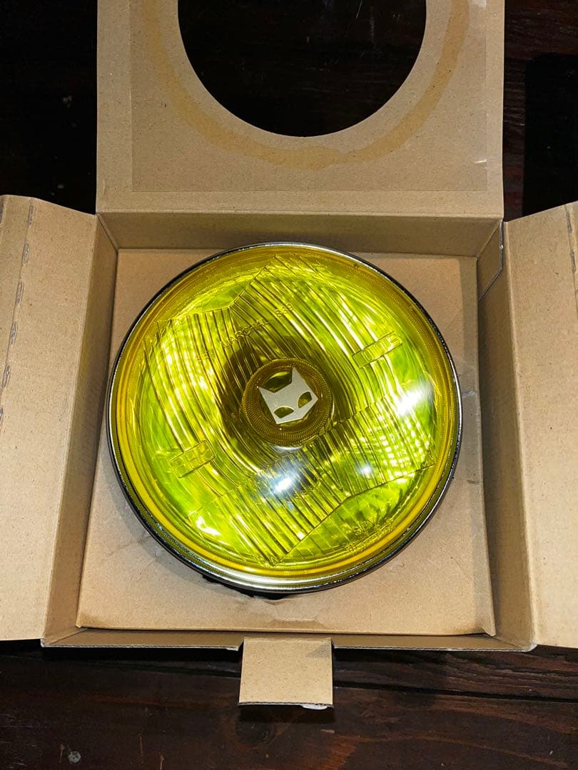 S.E.V. Marchal イエロー ヘッドライト