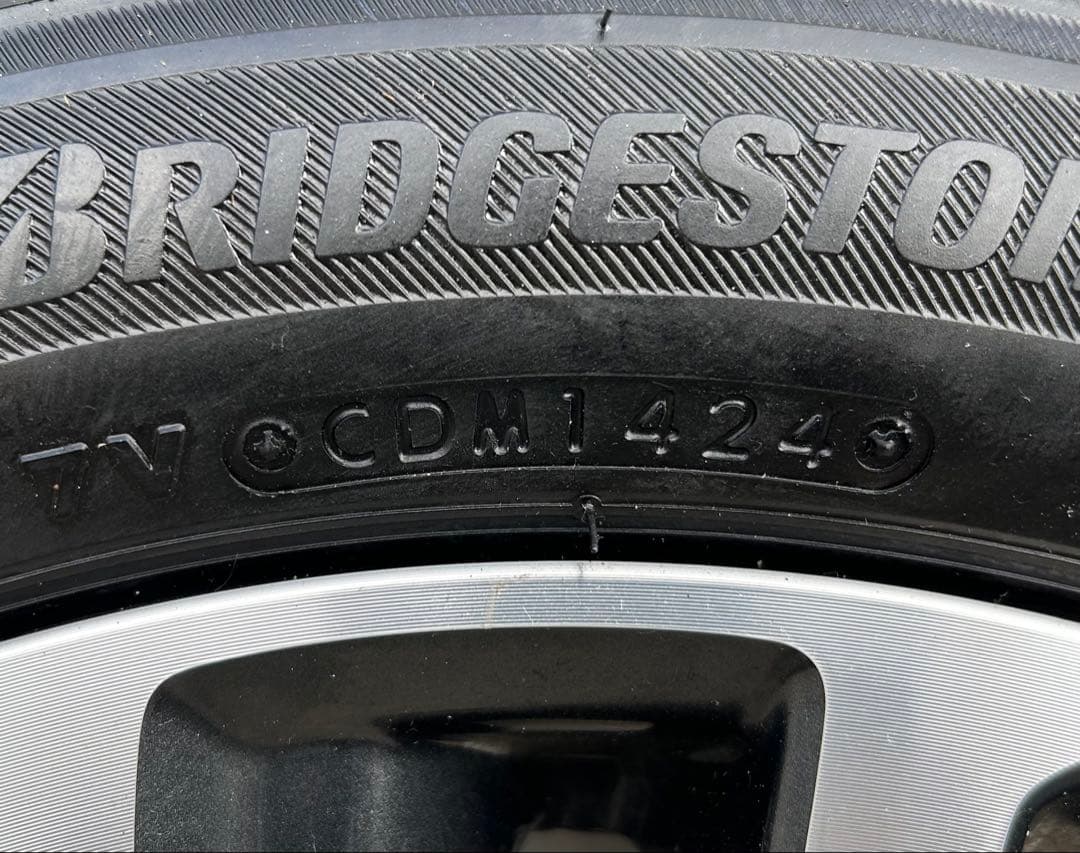 送料込み　スイフトRS純正ホイール　2024年製レグノタイヤセット