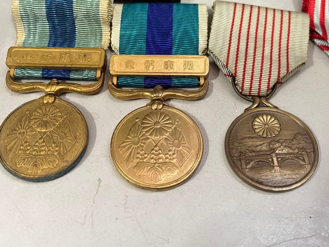 E721 勲章　従軍記章　支那事変従軍記章　紀元二千六百年祝典記念章　日本赤十字