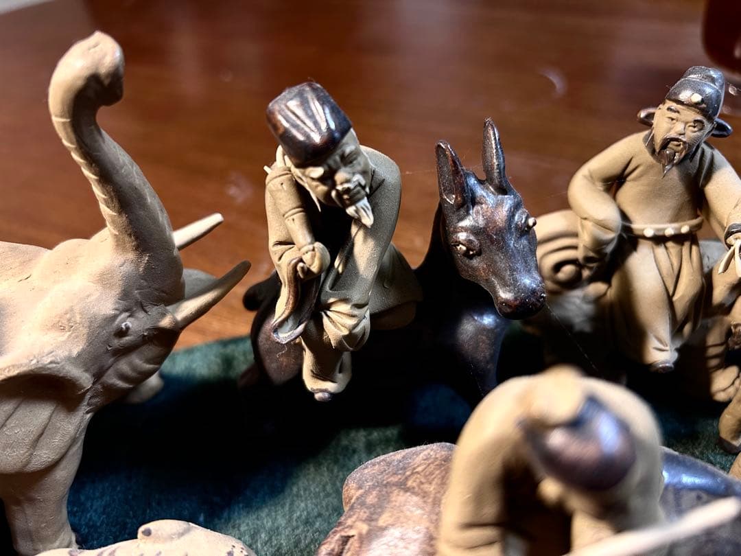 中国美術　工芸品 石湾人形　神獣八仙　(大)