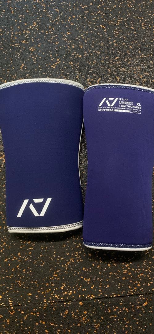 A7 ニースリーブ XLサイズ Stiff