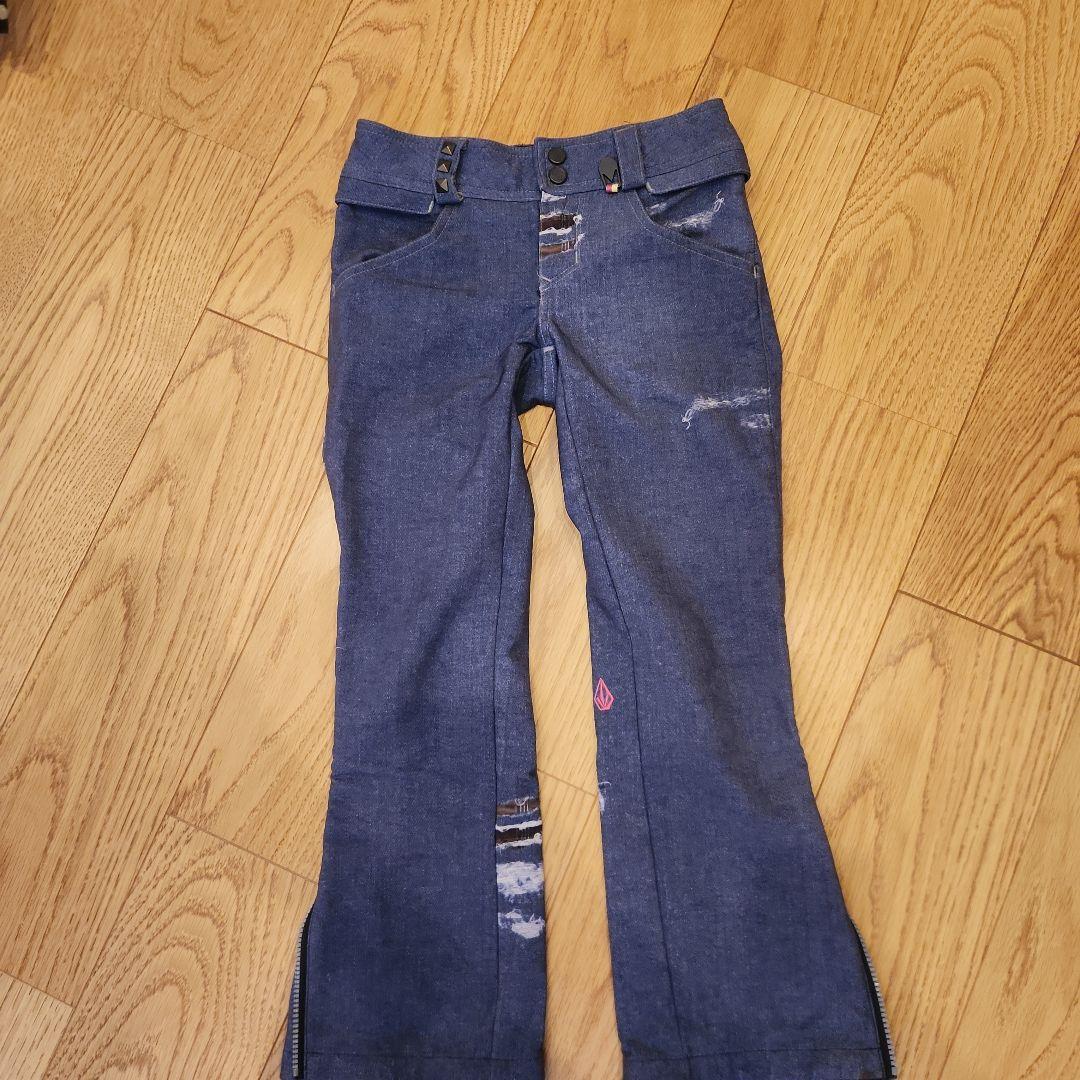 VOLCOM ボルコム　キッズウェア　上下セット　グローブおまけ付き