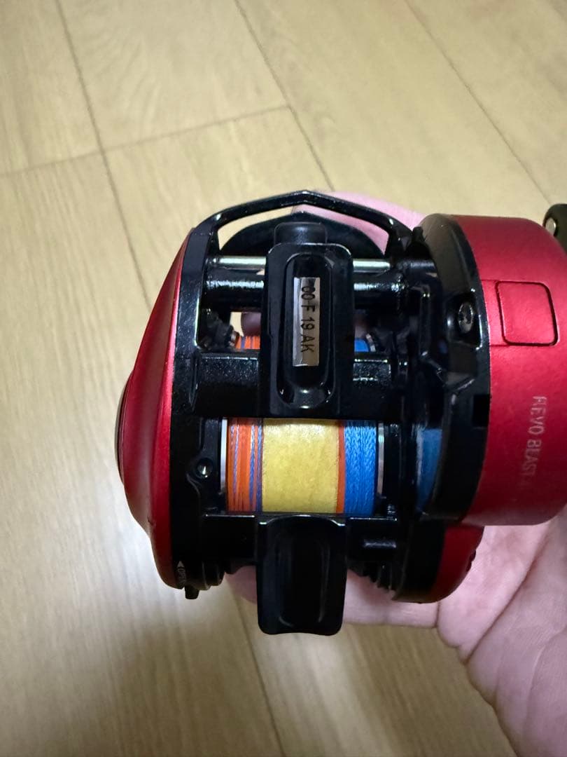 2/11まで値下げ　Revoビーストロケット-L