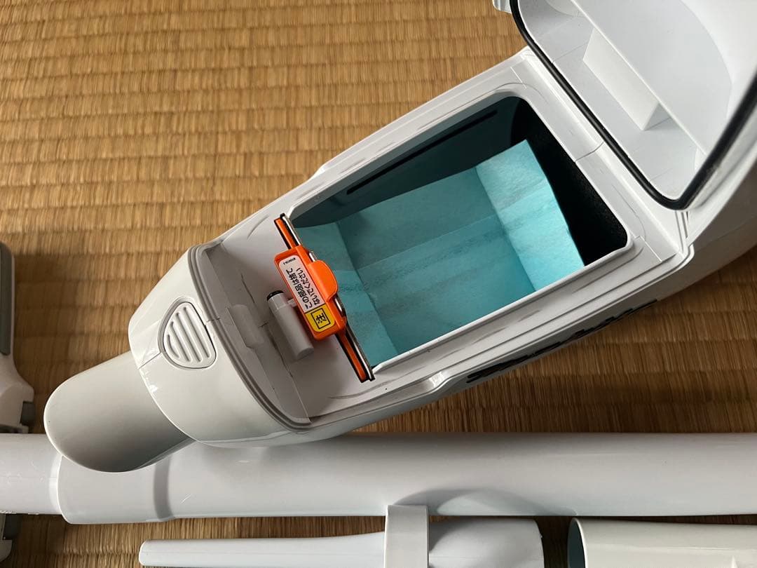 マキタ CL107FDSHW 充電式クリーナー サイクロンアタッチメント付き