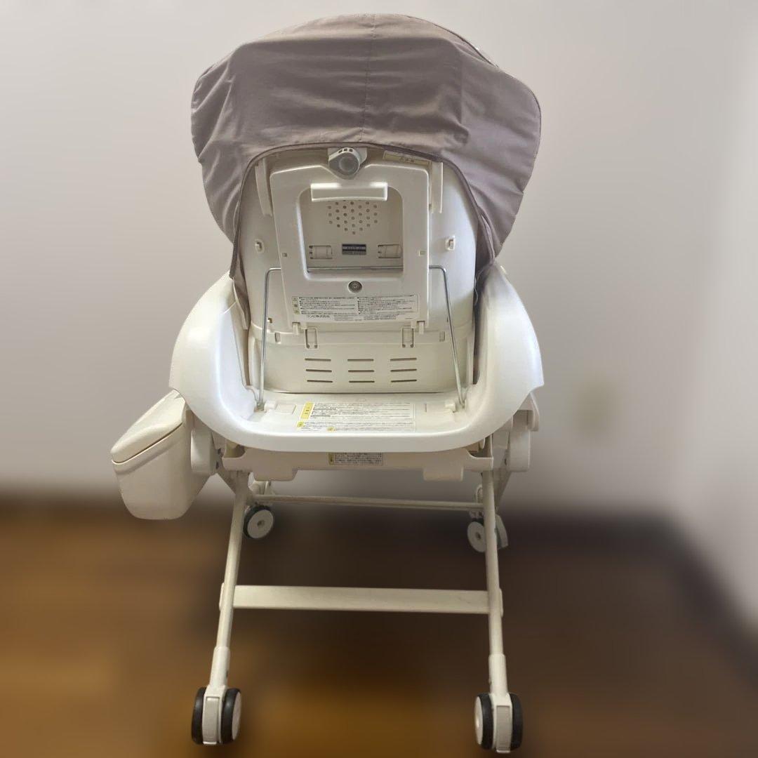 【美品】コンビ ネムリラ オートスウィング 電動 ベージュ/ホワイト