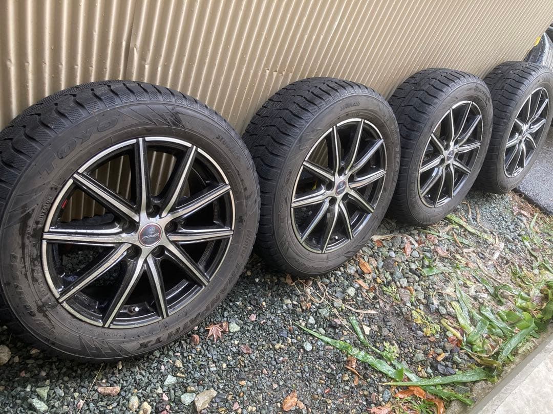 Junさん専用④格安出品TOYOトランパスTX 215/60R17アルファード等