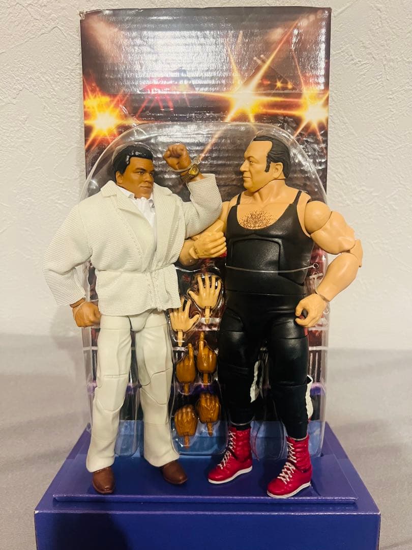 【アメリカ直輸入激レア新品】 Mattel社WWE 4体セット限定品