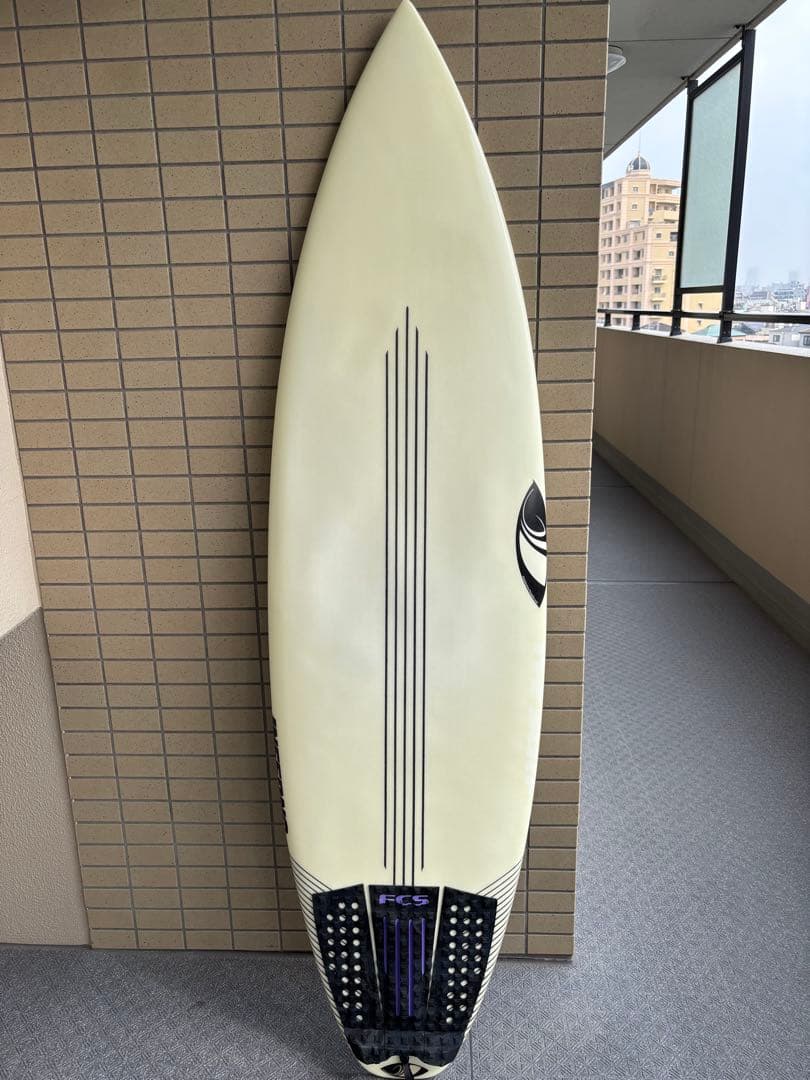 シャープアイ　サーフボード インフェルノ72　5’9