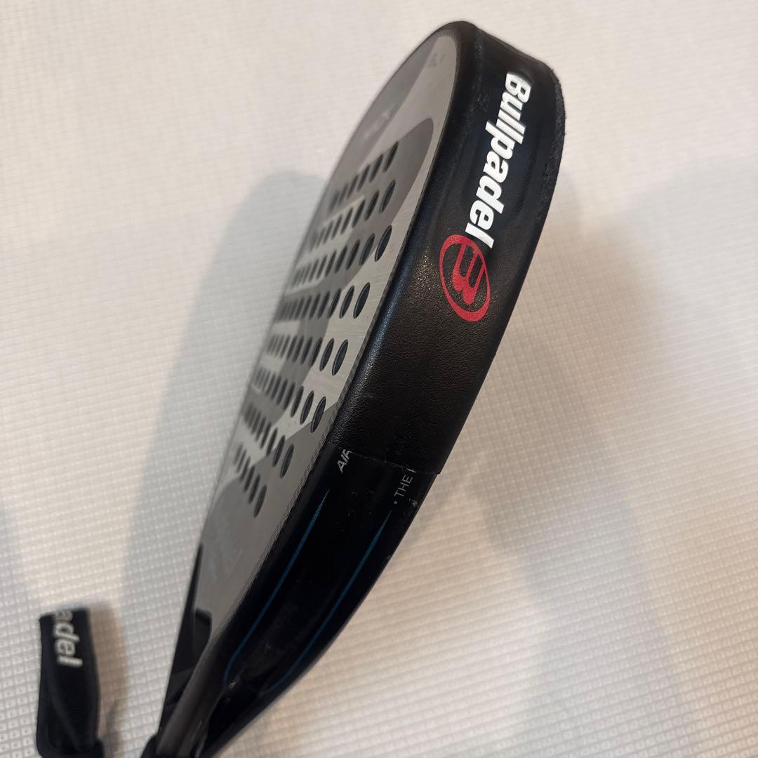 Bullpadel HACK 03 パデルラケット