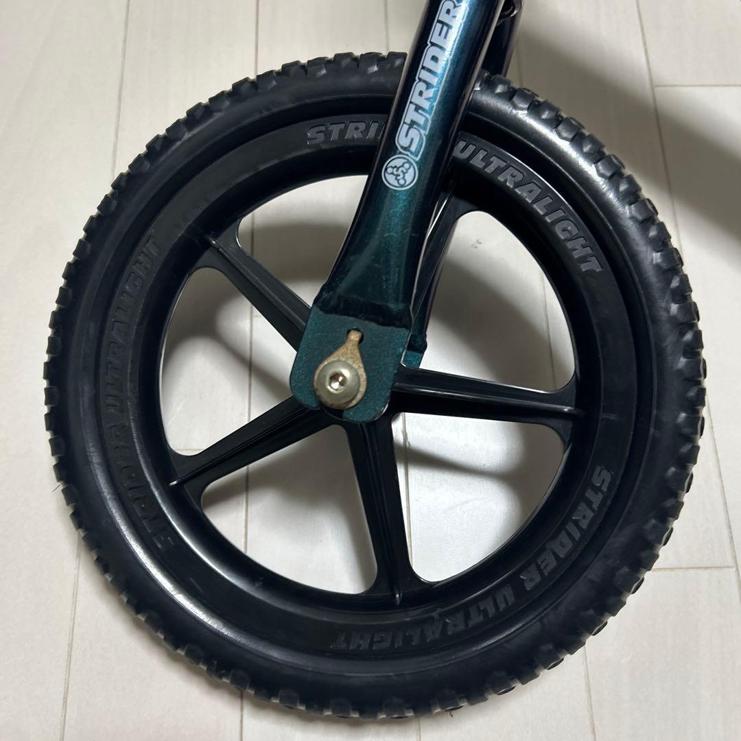 ストライダープロ　STRIDER PRO バランスバイク メタリック