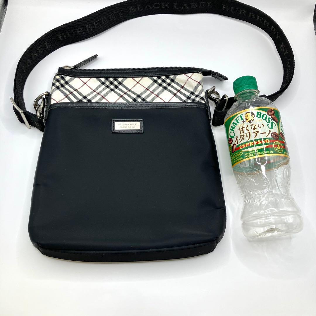 【美品】バーバリー　ブラックレーベル　ショルダーバッグ　サコッシュ　ノバチェック