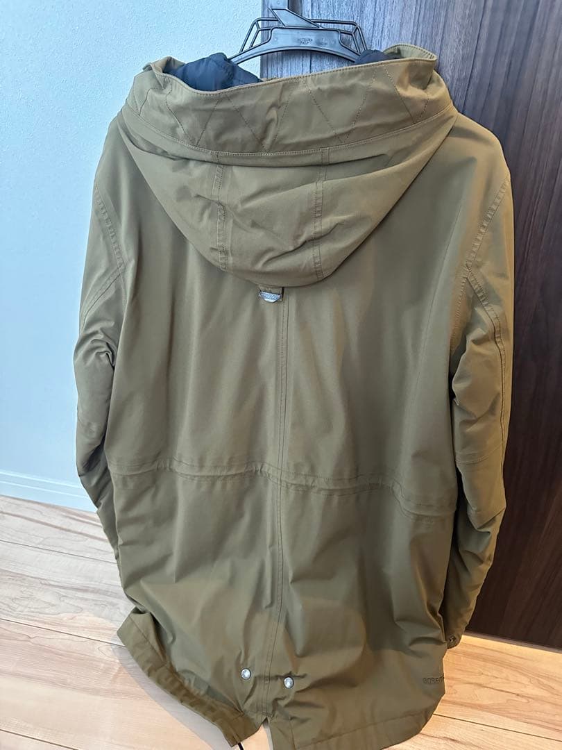 エーグル コーセル メンズL ゴアテックス中綿コート