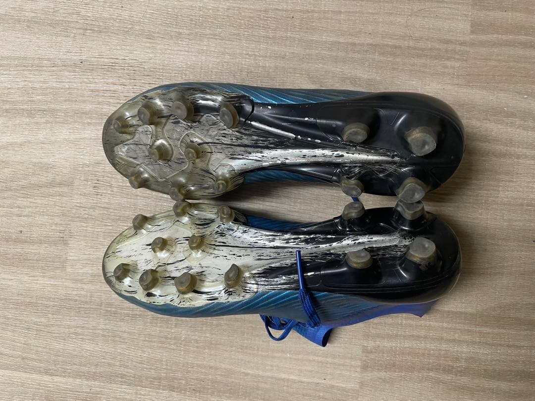 adidas サッカースパイク　X19.1 HG/AG