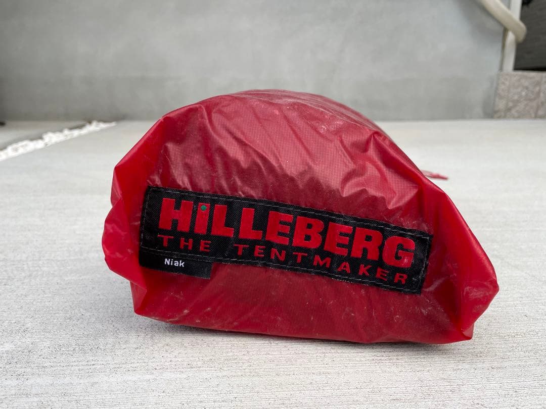 【限定モデル】ヒルバーグ　ニアック（箱・フットプリント付）