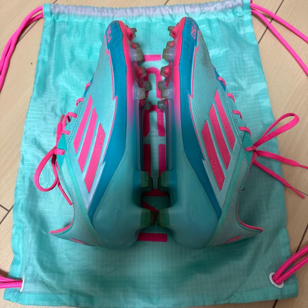 adidas Messi サッカーシューズ 青/ピンク 収納バッグ付き