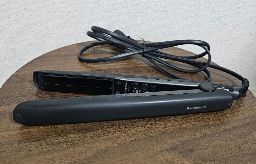 ナノケア ストレートアイロン EH-HS0J 値下げしました。
