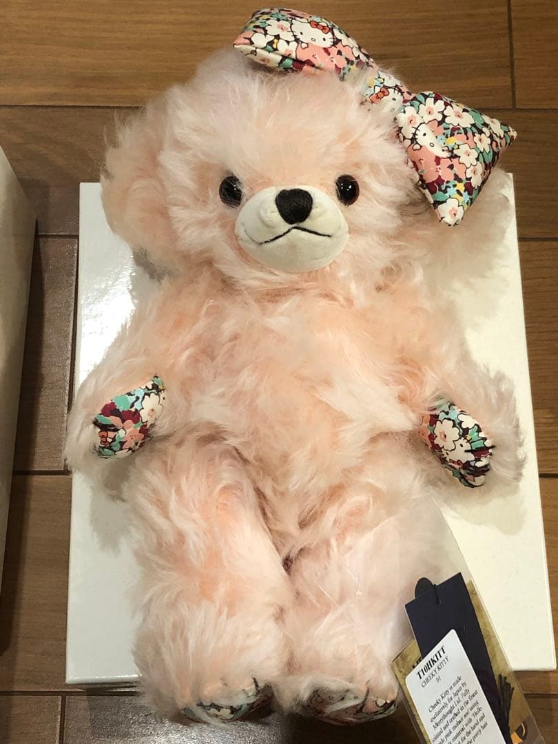 サンリオ創業50周年 チーキー メリーソート ×キティ×リバティ100体限定