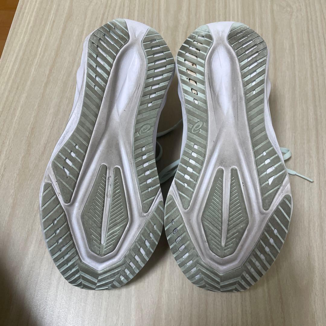 ASICS ノヴァブラスト5 24.5cm