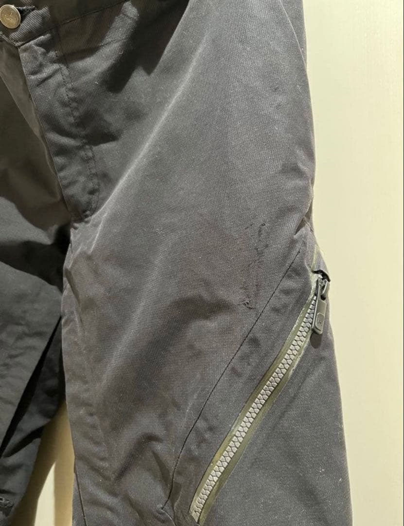 だ*ご様 Barton ak 最高級ライン　スノーボードパンツ　Mサイズ