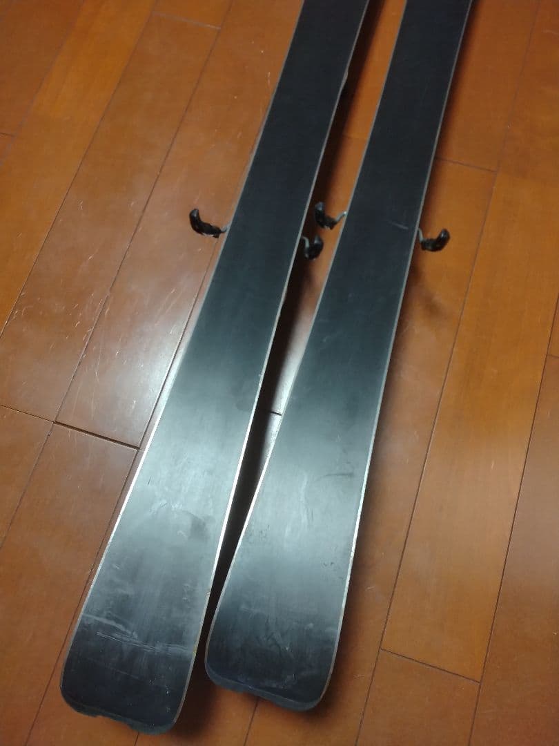 【ミッドスキー☆】135cm　NORDICAスキー板　送料無料！