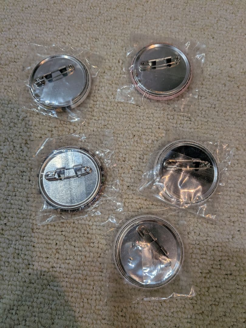 夏目友人帳　一番くじキャラバン　おみくじ会場限定缶バッジ　夏目貴志　全員集合