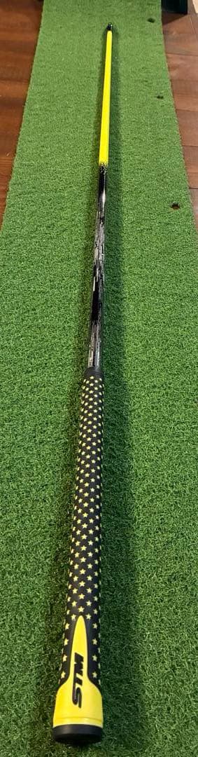 グリップ新品⭐️ATTAS 3⭐️テーラーメイド　ドライバー用シャフトシャフト