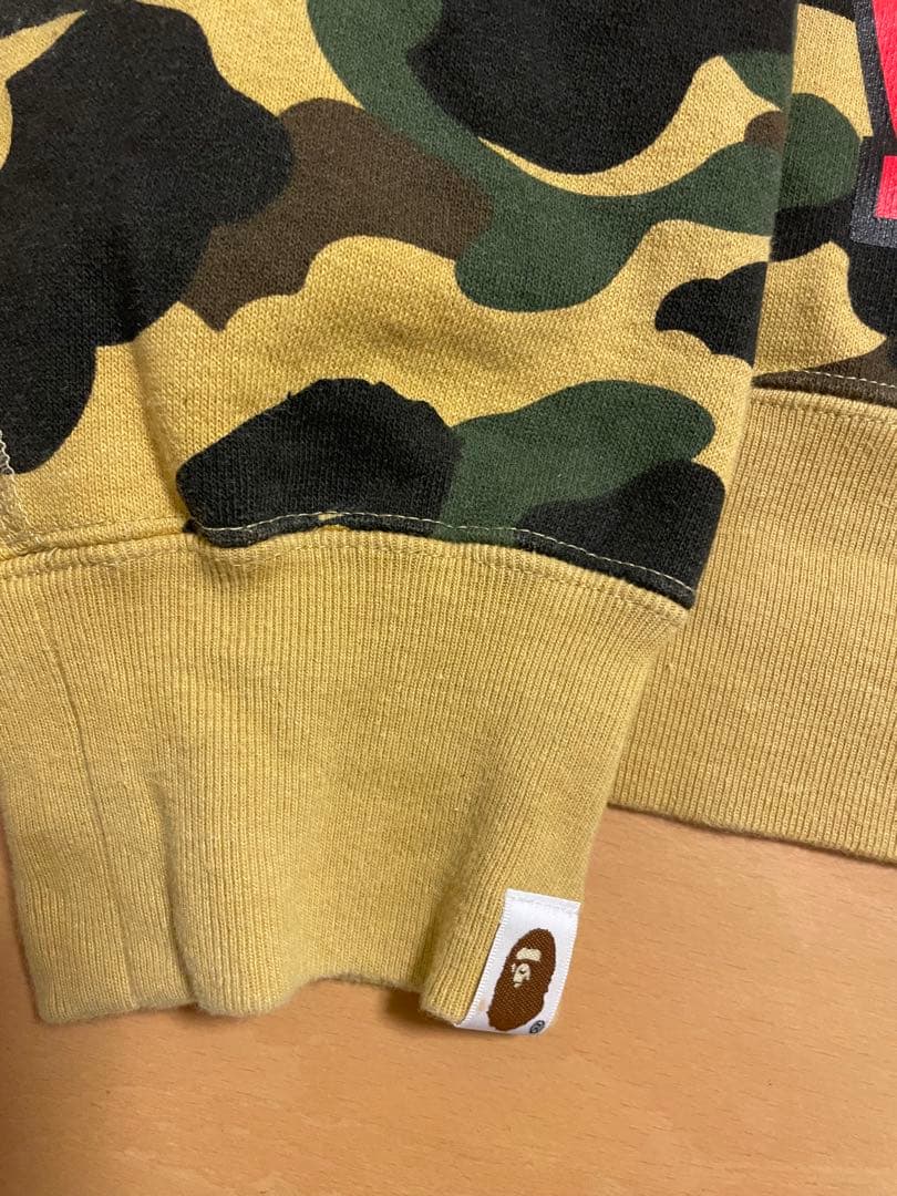A Bathing Ape シャークトレーナー