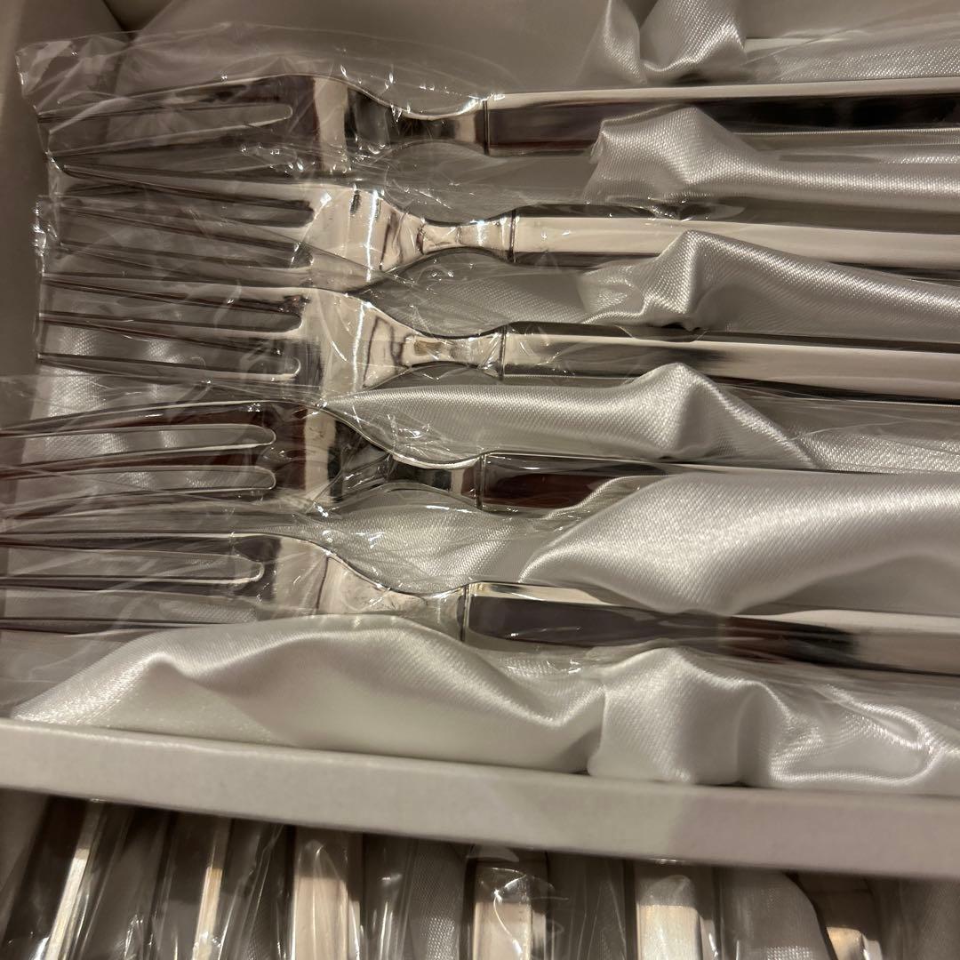 GIVENCHY ジバンシィ ディナーカトラリーセット25ピース シルバーカラー