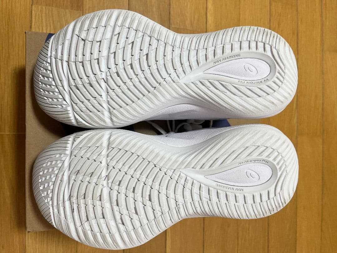 NOVA SURGE LOW 2 ノヴァサージ ロー2