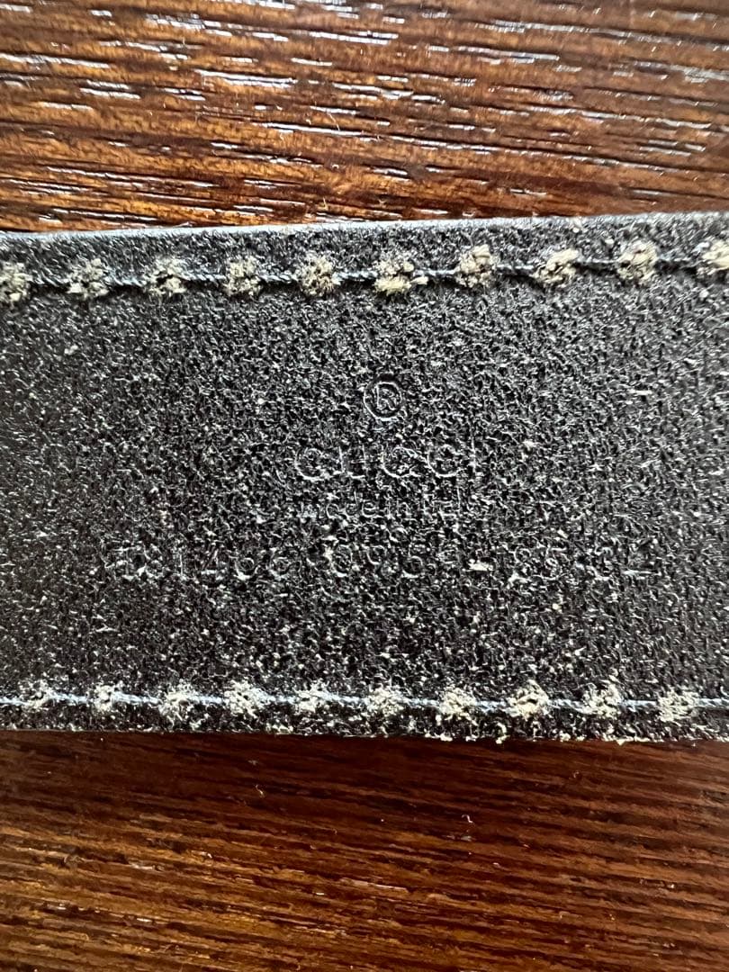 Gucci ロゴバックル レザーベルト