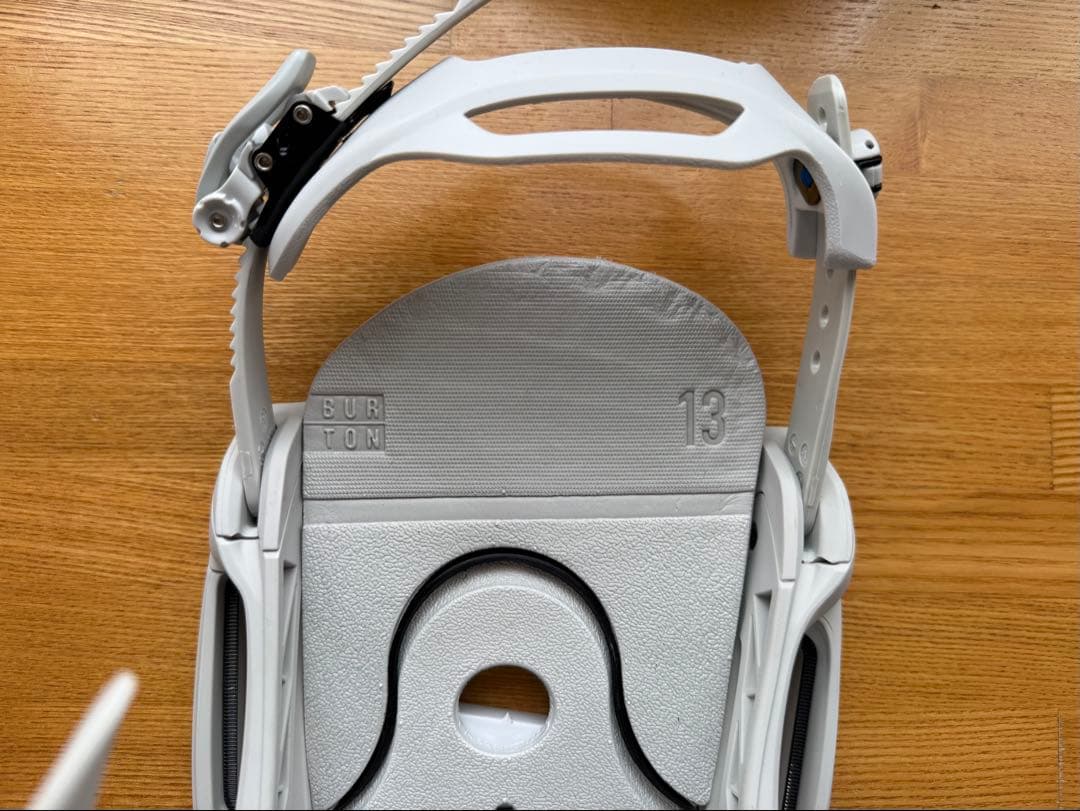 Burton カーテルEST ビンディング 〈sizeM〉