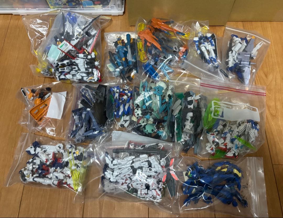 ■*■様 ガンプラ ジャンクまとめ売り 約100体以上