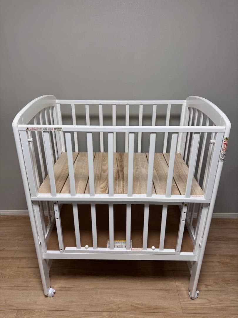 カトージ　ベビーベッド　ミニサイズ　60×90