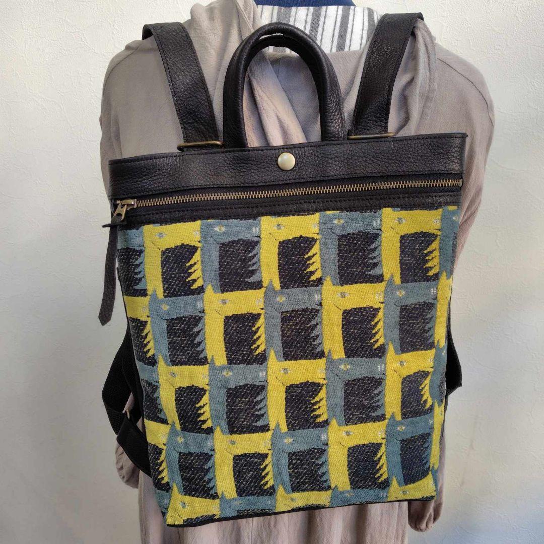 ミナペルホネン/thoroughbredサラブレットネイビー/牛革A4トートリュ