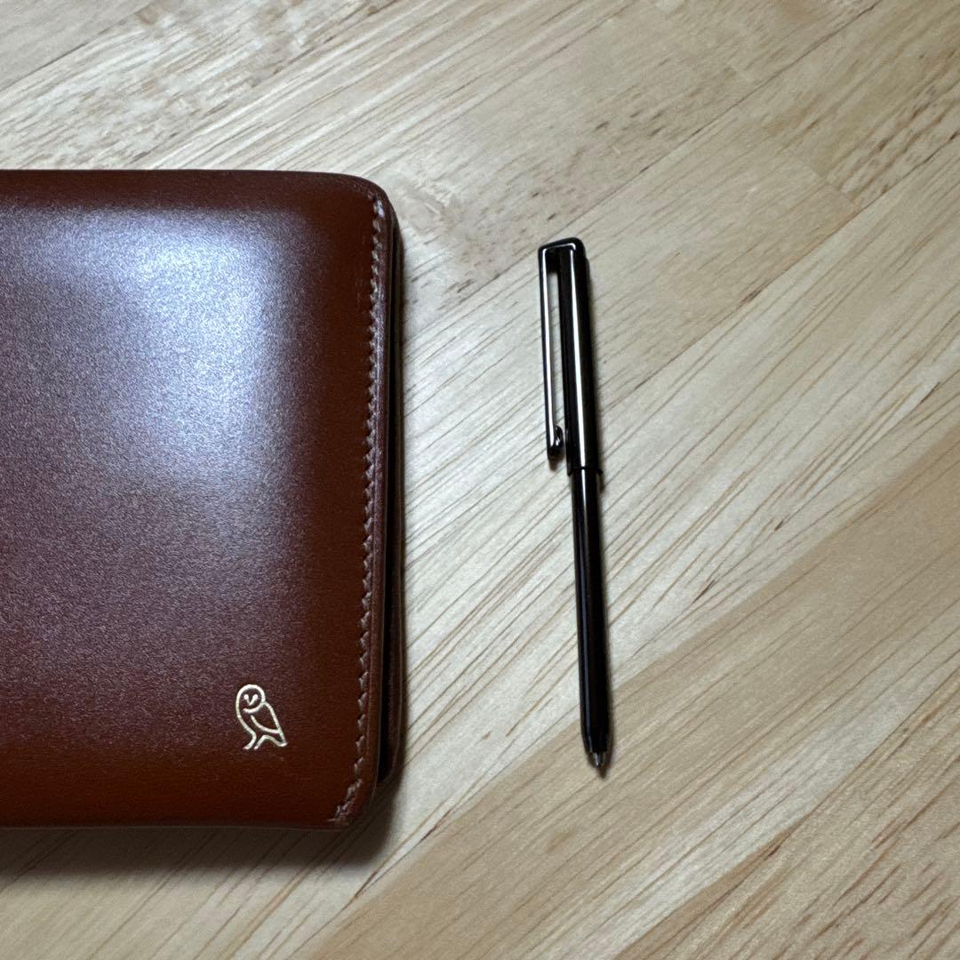 ベルロイ　Bellroy トラベルウォレット　パスポートケース